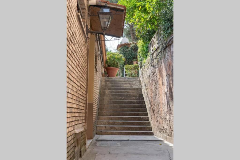 Elegante Open Space Con Vasca Idromassaggio A Trastevere Экстерьер фото