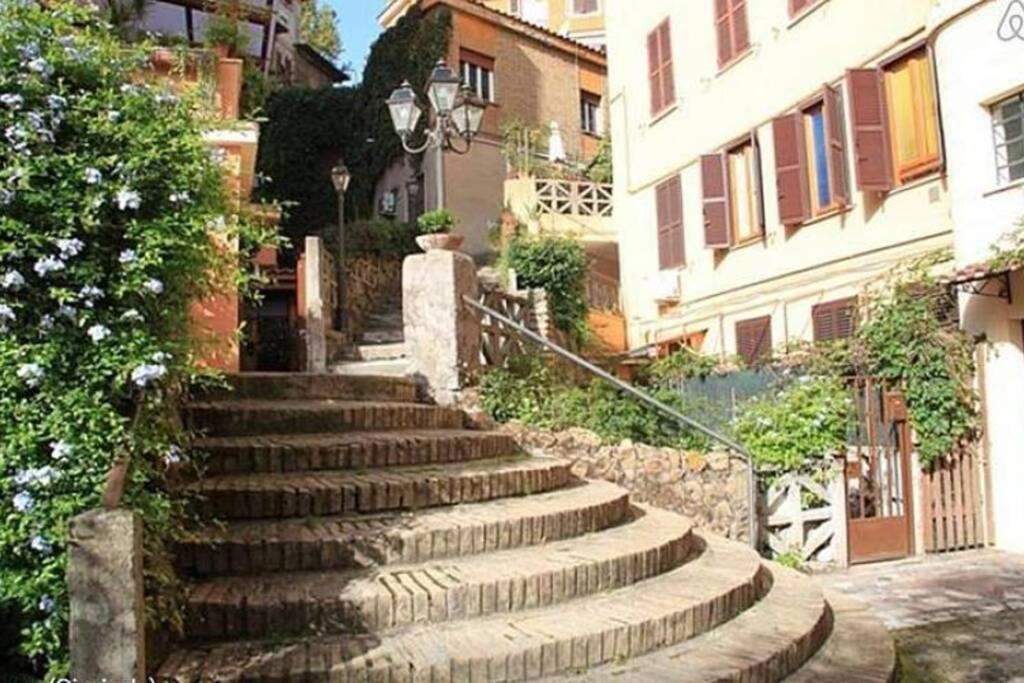 Elegante Open Space Con Vasca Idromassaggio A Trastevere Экстерьер фото